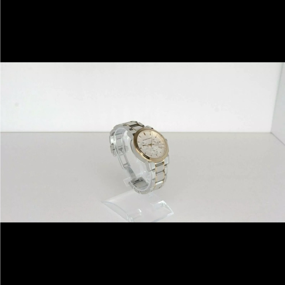 Burberry bu1374 Watch #129 new battery - Picture 6 of 8